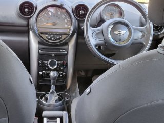 /photos/2689/0497bd20-9c0f-14c9-3c11-f311b44dc09a_i320x240.jpg