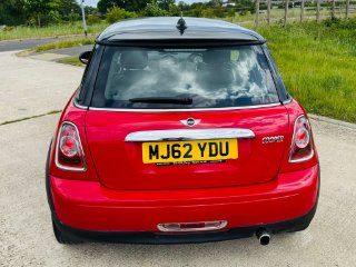 /photos/2689/ba8edbed-75bd-b5c3-8638-fccf4a68cb5a_i320x240.jpg
